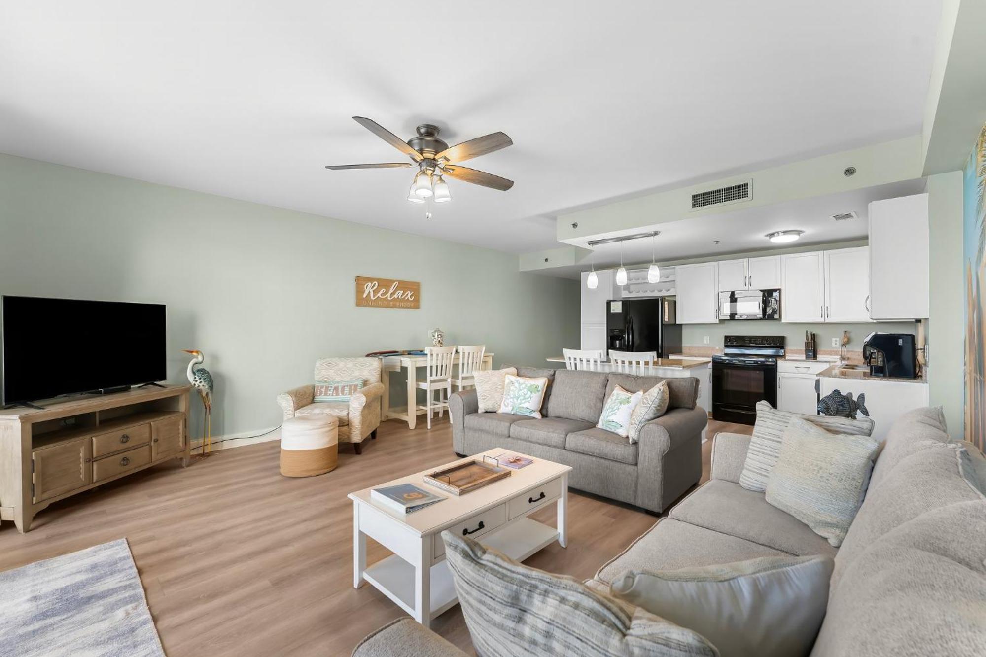 Living Right At Laketown Wharf #1016 By Nautical Properties Panama City Beach Exterior foto